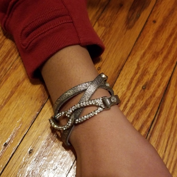 Leather wrap bracelet - Picture 3 of 4